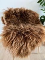 Langhåret Lammeskind til stol eller sofa. Islandsk Skind. Nordisk farve.