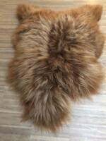 Langhåret Lammeskind til stol eller sofa. Islandsk Skind. Nordisk farve.