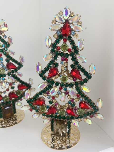 Juletræ i rhinsten
Håndlavet Tjekkisk glaskunst
Smukt Juledekoration