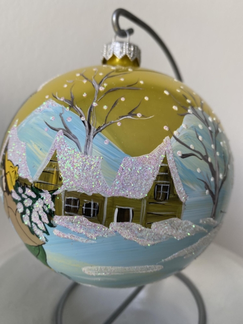 Håndlavet Julekugle
Stor Julekugle 
Hyggelige Julemotiver