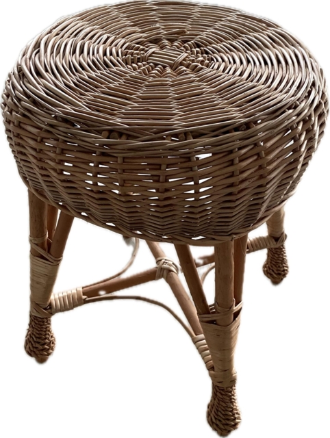 Taburet Træ Pileflet
Håndlavet af naturmaterialer