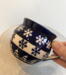 Julekrus 30 cm
Ægte Polsk Keramik
Håndlavet Julemotiver i blå nuancer