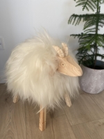 Dyrskammel i naturmateriale - hvidt